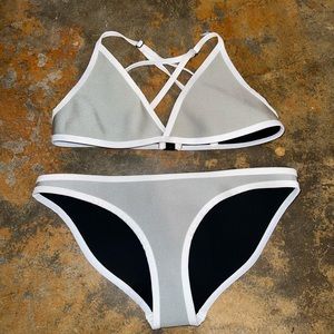 hoaka bikini
